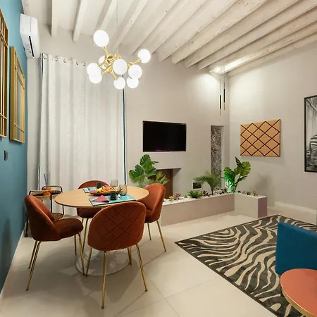 Lejlighed Via San Gallo 123 - Charming - Jungle House In Center *